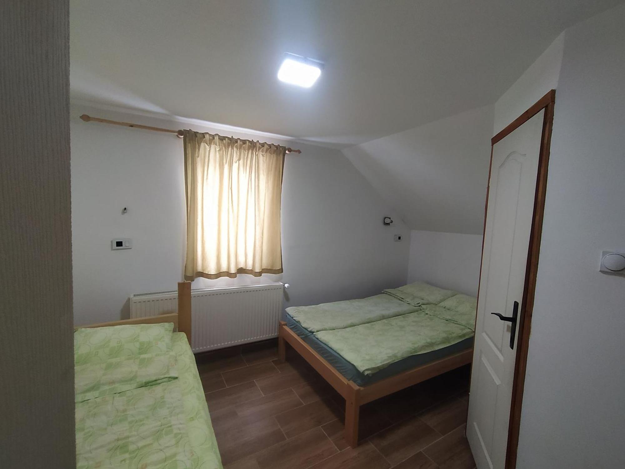 Bed and Breakfast Domacinstvo Kod Gere Crni Vrh Номер фото