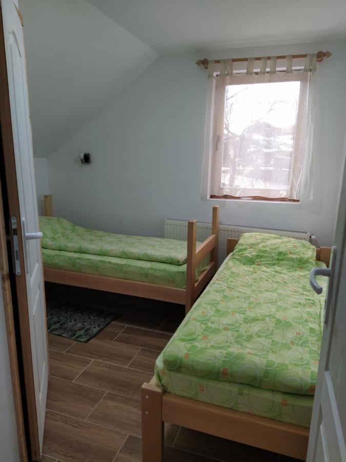 Bed and Breakfast Domacinstvo Kod Gere Crni Vrh Екстер'єр фото